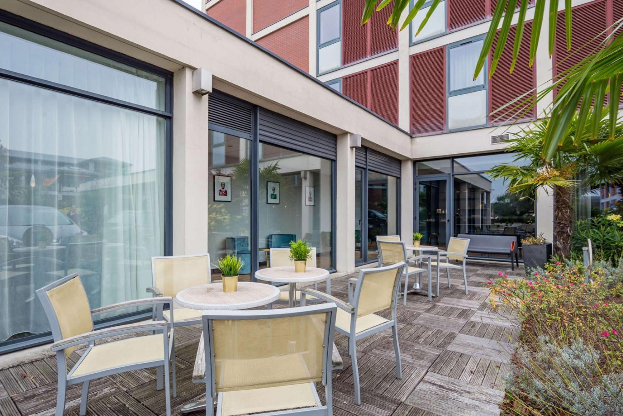 Brit Hotel Du Stade Rennes Ouest Eksteriør billede