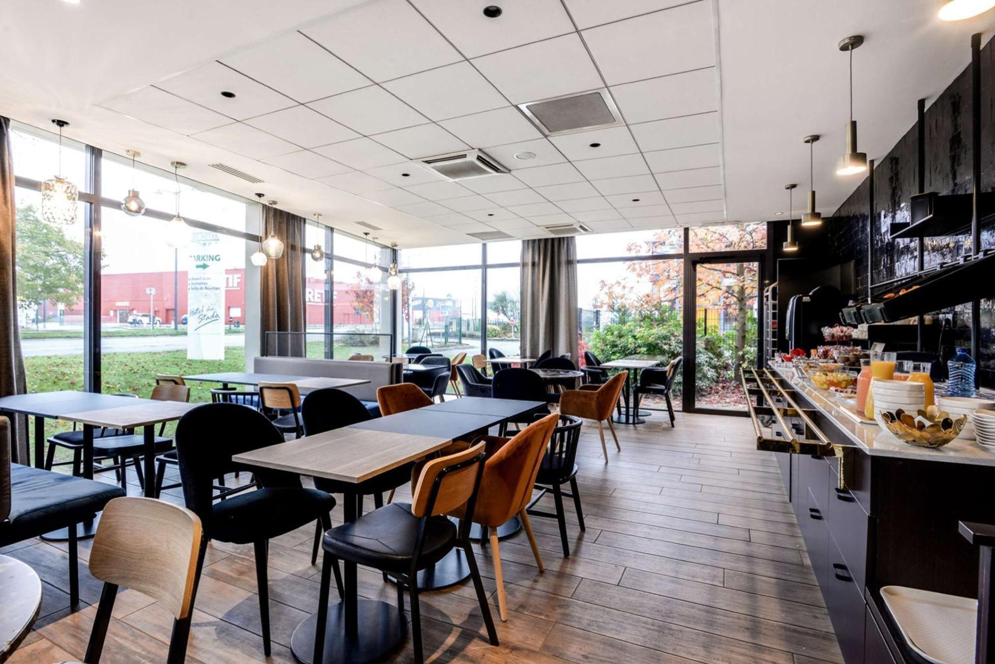 Brit Hotel Du Stade Rennes Ouest Eksteriør billede